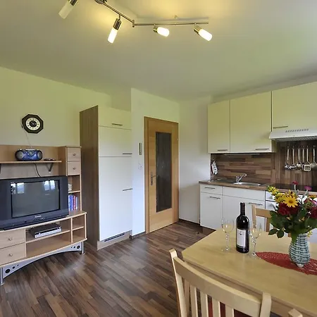 雷特梅各生物旅馆